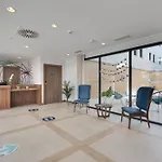 Auberge de jeunesse Livensa Living *